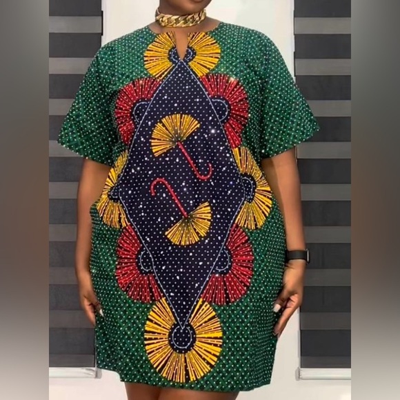 Green and Red Casual Short Sleeve Midi Dress - Picture 1 of 2